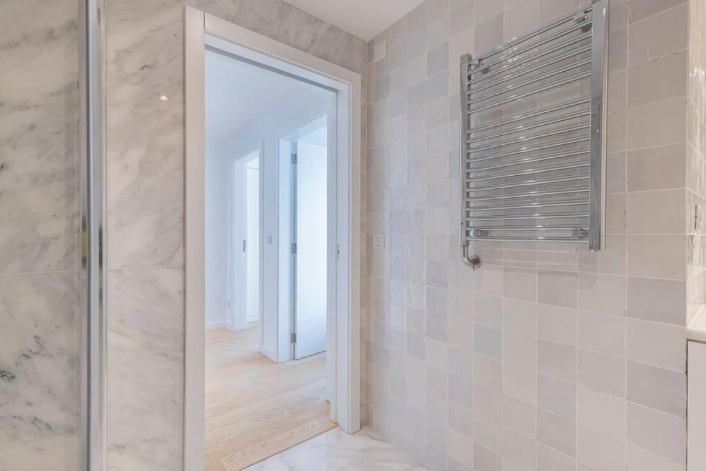 Campolide Lovely 2 Bedroom By Innkeeper Lissabon Buitenkant foto