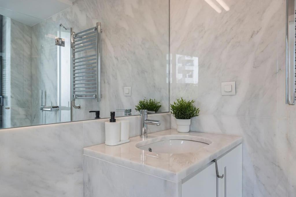Campolide Lovely 2 Bedroom By Innkeeper Lissabon Buitenkant foto